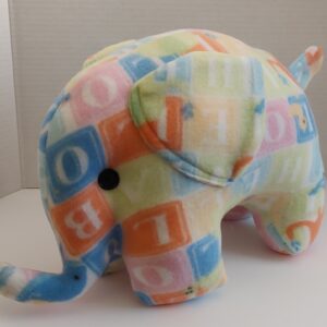 ELLIEFONT ELEPHANT (BLOCKS)